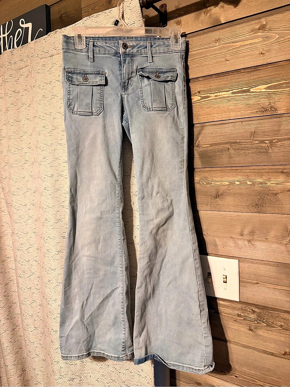 Flared jeans